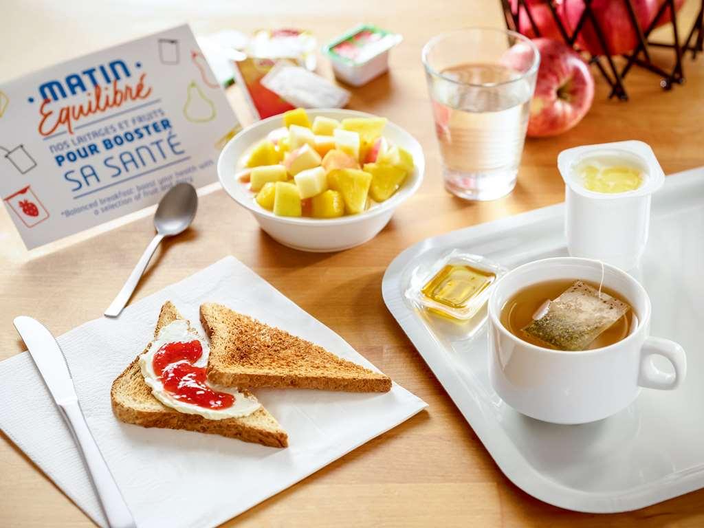 Ibis Budget Nantes Reze Aeroport Ресторант снимка