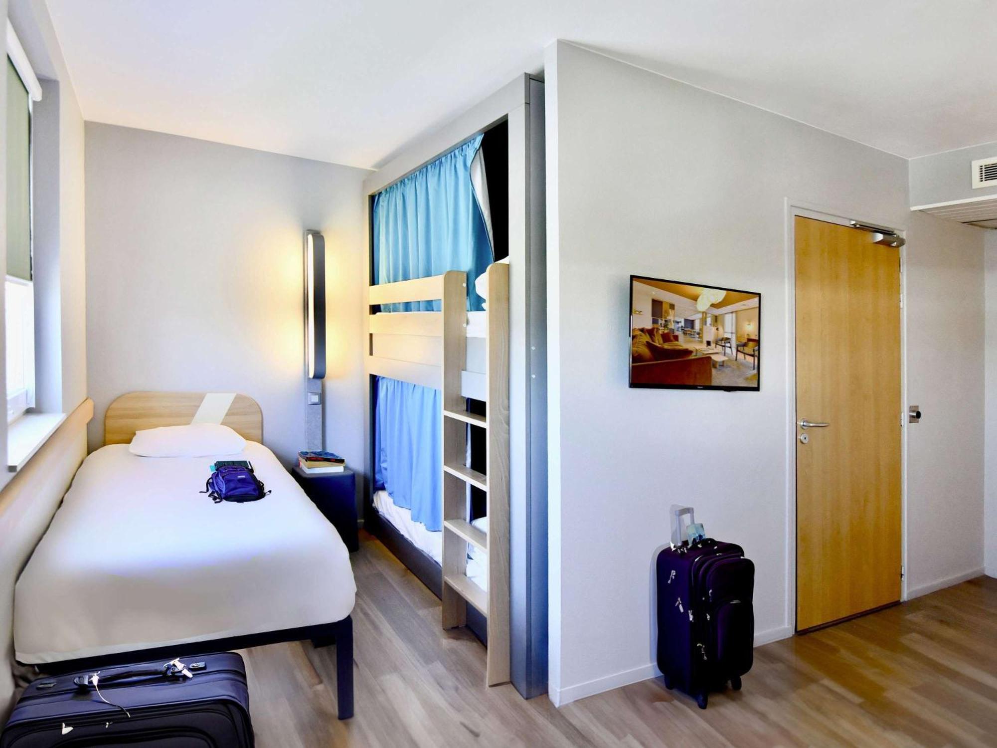 Ibis Budget Nantes Reze Aeroport Екстериор снимка