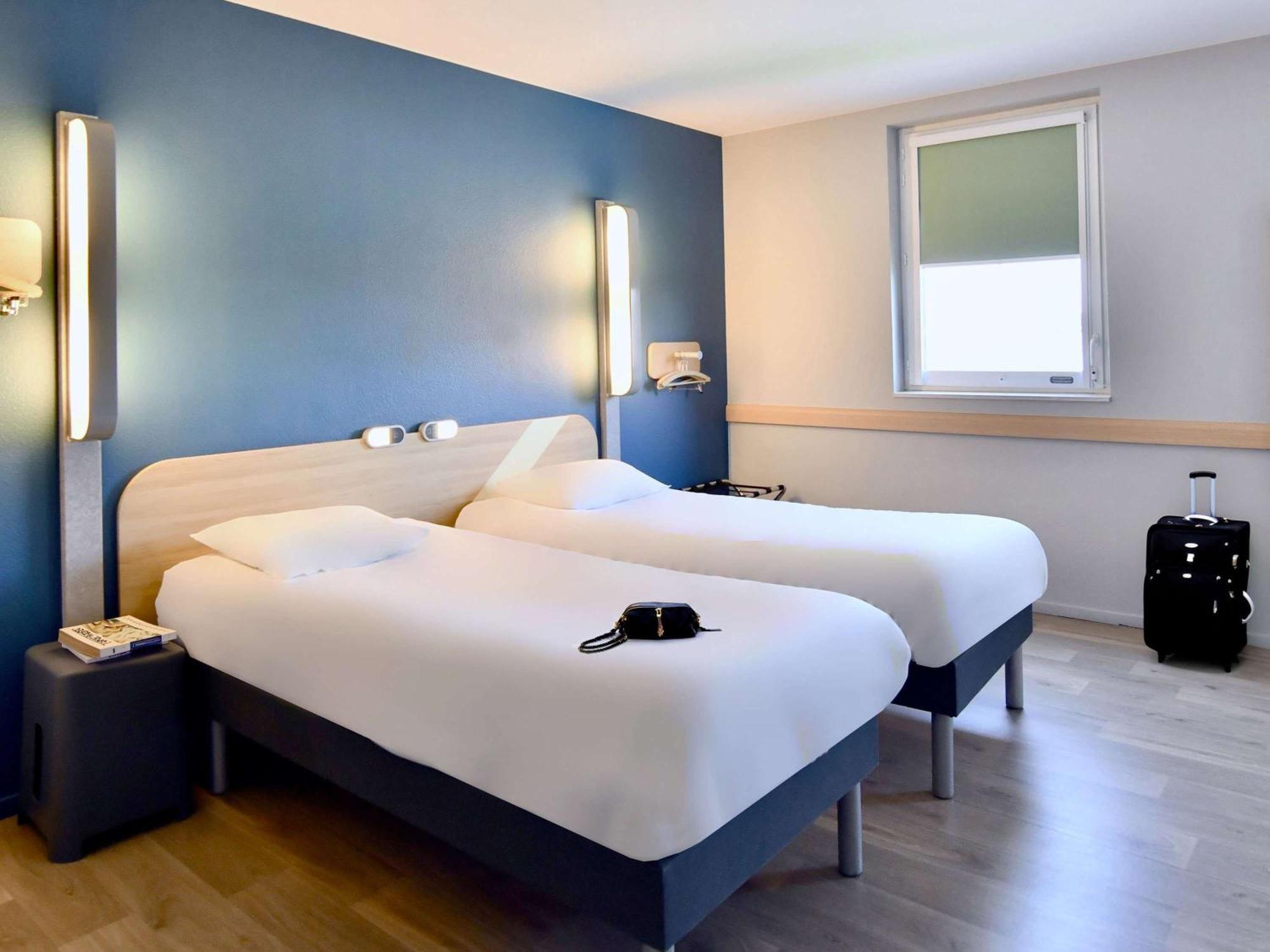 Ibis Budget Nantes Reze Aeroport Екстериор снимка